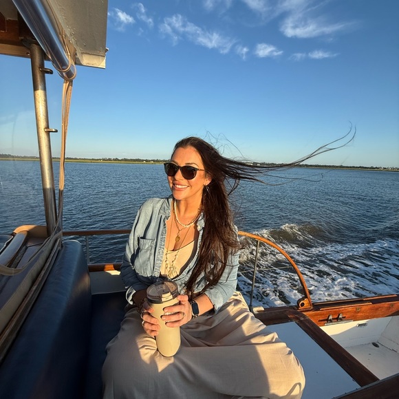 Meet your Posher, Savanna - Picture 1 of 1